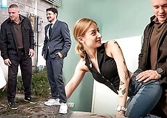 Estate Agent Bangs Youthful Wife Hard During Abode Viewing Whilst Her Cuckold Spouse Is at Work!