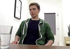 Edgy-looking dude jerks off for the camera