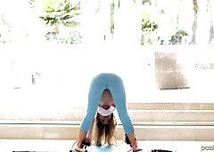 Lilly Ford In Tiny Dancer