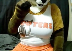 Hooters Cosplay