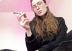 getting very stoned and yap sesh then dommy mama JOI with countdown