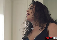 Arousing cougar got banged all over the kitchen