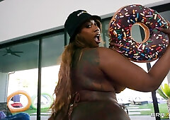 BRAZZERS Pawg sluts having great day at Brazzers house