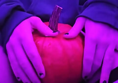 Breaking News Twink Fucks Punpkin And Cums On Monitor