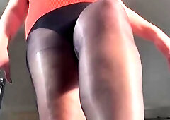 Close up pussy solo dildoing