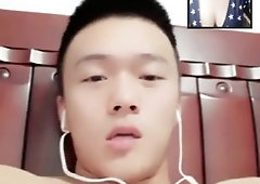 萌系直男小哥哥网聊 鸡巴鲜嫩 很可口啊 - 0