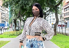 Watch pretty puss's action