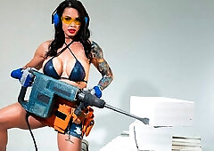 Busty Model Chloe Lamour Fucks Her Fit Photographer During A Photoshoot