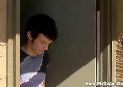 Jock gets raw bj from twink before anal