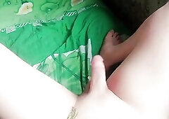 Out Of hands candy ladyboy sweetheart t-girl pre cumming masturbation workout with cute legs