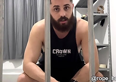 POINT OF VIEW: you're inwards my cage