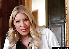 GIRLSWAY - mother I'd like to fuck Doctor Lolly Dames Catches stepbae Girl Ritchie In Her Scrubs Doing Wicked Livecam