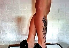 Slutty girl foot fetish with masturbation