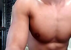 Hunk cum slut Jared Shaw blow his load
