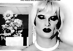 blond transvestite slut cumming