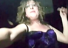 Essex gurl Lisa in gloryhole