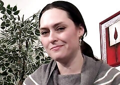 BREASTY ACTRESS IS PERVINCED TO PERFORM FOR US WITH HER BELOVED SEX-TOYS WITH AID FROM OUR TRUSTY OPERATOR