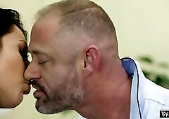 Gorgeous big cocked shemale nurse analyzed her patient