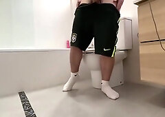 Eu Straight Guy Wanking With Gay Porn For The First Time