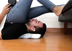 FACE SITTING WITH DENIM - DIFFERENT POSITIONS WIDE AND CLOSE UP - FACESITTING IGNORE