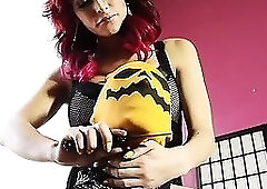 hot redhead TS gives red hot BJ