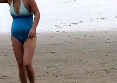 1St time I go to the beach with my boss and it was impossible not to have sex