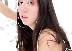 Sex in the snowy forest in winter, spunk fountain on the face in the cold