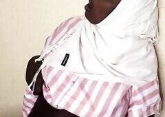 Islam hotty masturbate her pink glamorous snatch