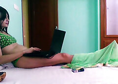 Dickblowing, servant, kinky babes