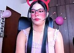 Amateur Jasmin stripping panties and masturbating