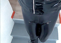 cameltoe in spandex legging