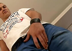Feet and uncut action in the small room