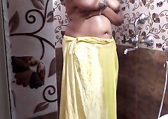 I Caught While Step Mother Showering & I Fucked Her Cum Inside