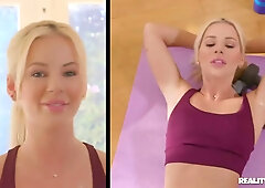 Lesbian Bella Elise Rose Cunnilingus