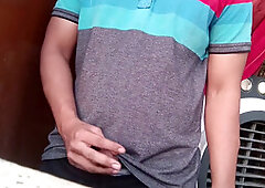 ASIAN GUY MASTURBATES