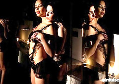 Anna De Ville and Scarlett Alexis love passionate pussy-licking