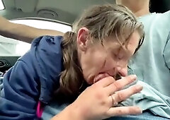 Street cockslut gives head while driving, this girl knows how to work my shaft