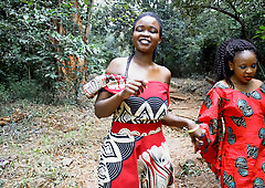 Ebony Fairies Forrest Outdoor Lesbian Make Out During Music Festival