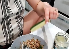 Pregnant GF Masturbates on Webcam