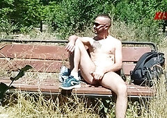 Me pajeo en un parque pÃºblico, espera al final