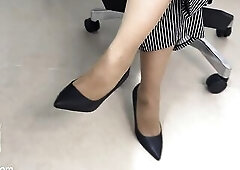 High heels footjob, stockings footjob, and cum inside the high heels and on stockings at the break in the office. Then put high heels back on feet wit