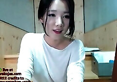 Korean camgirl with amazing body hot show