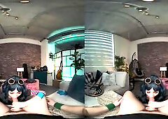 Serena Hill As RAMONA FLOWERS Bangs With SCOTT PILGRIM