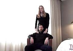 Introduced to the world by Radius Darksome, Denver playgirl Scarlet Moon is here this day - to make her HC debut! Joined by Chris Epic, Scarlet is mad