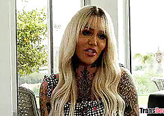 Ass-licking, blondie