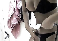 Hot beauty with trimmed cunt caught in beach cabin washing her hawt butt and body, in advance of drying it and dressing her raiment.