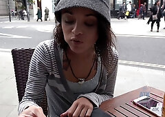 Virtual Vacation London Holly Hendrix 3/6