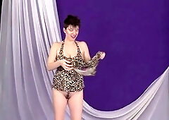 Big nipple milf, milf big