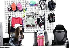 Shoplifter Caught Lingering In Aisles Bows For Cavity Search