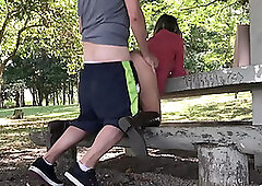 Anus MILF came on a first date to the park and make the guy to have sex in public